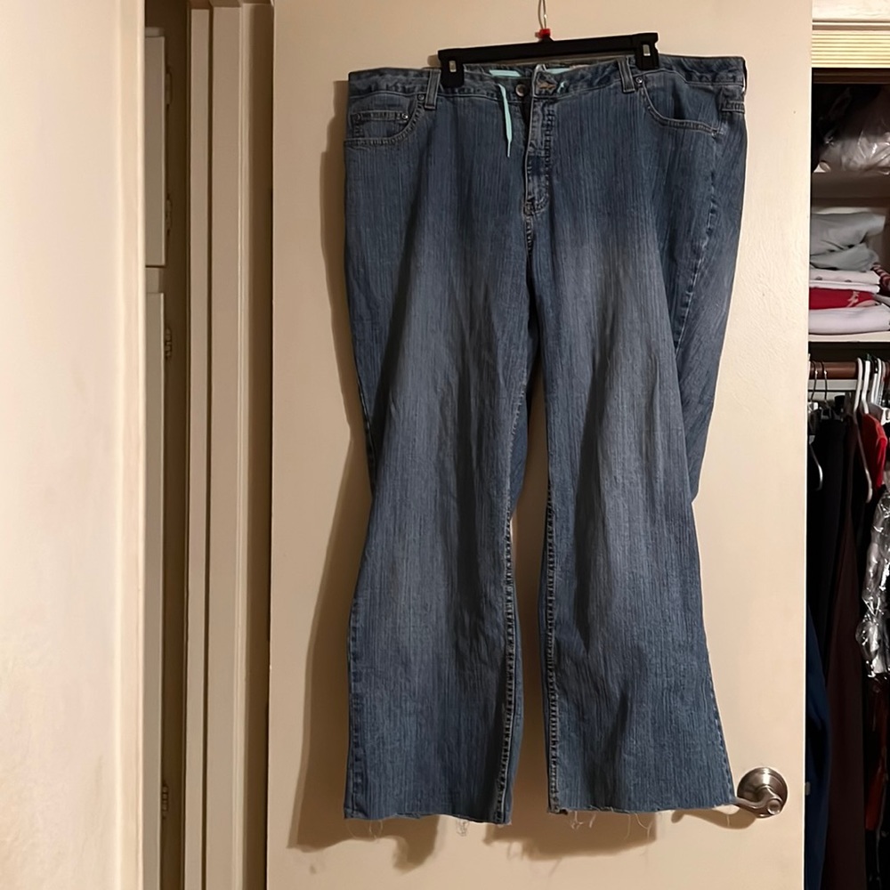 straight leg jeans
